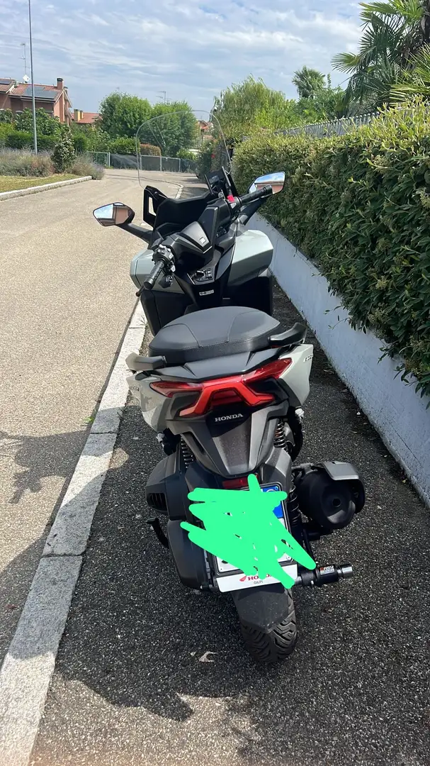 Honda Forza 350 Szürke - 2