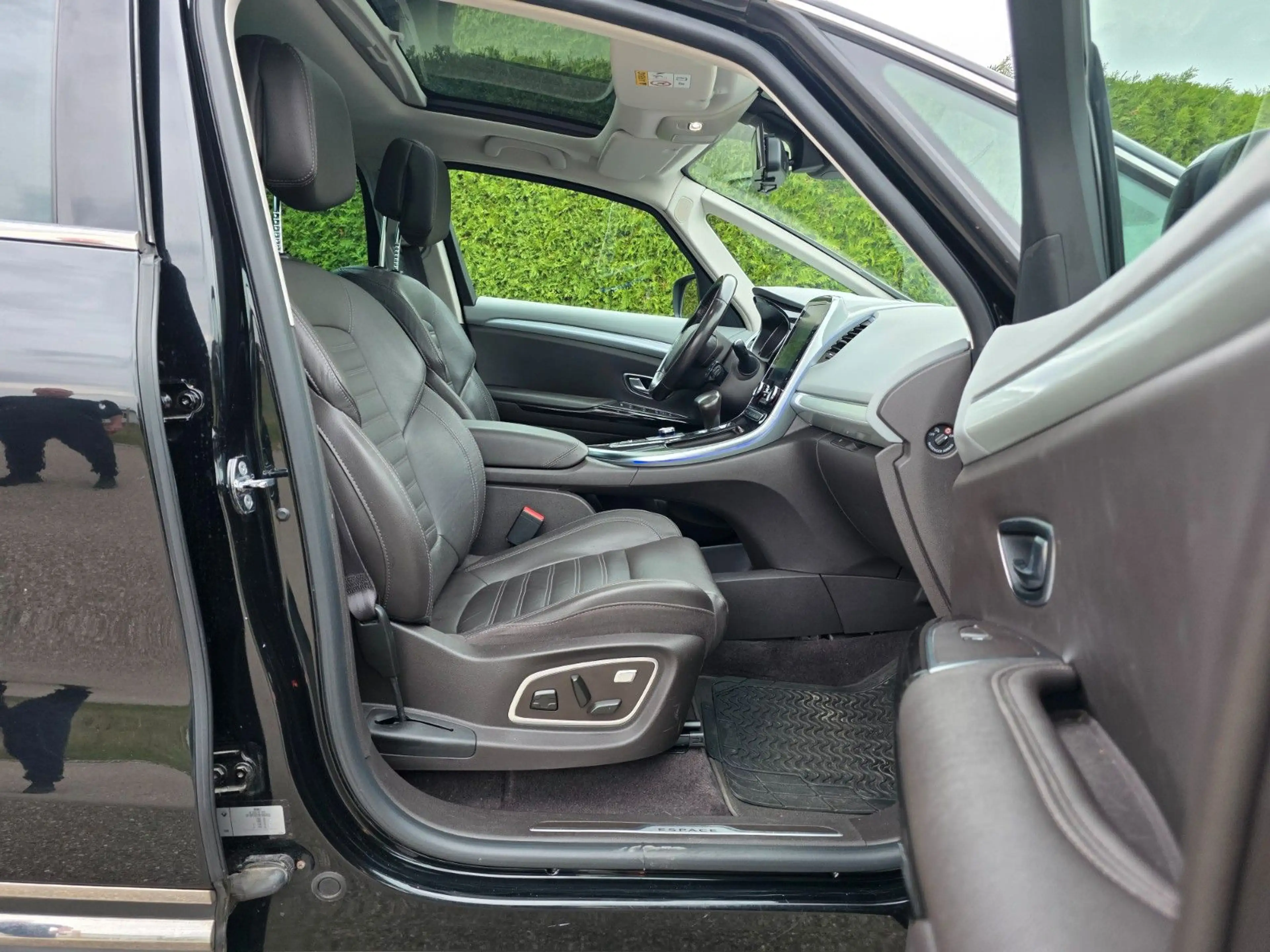 Renault Espace V Intens 2.0d — photo 13