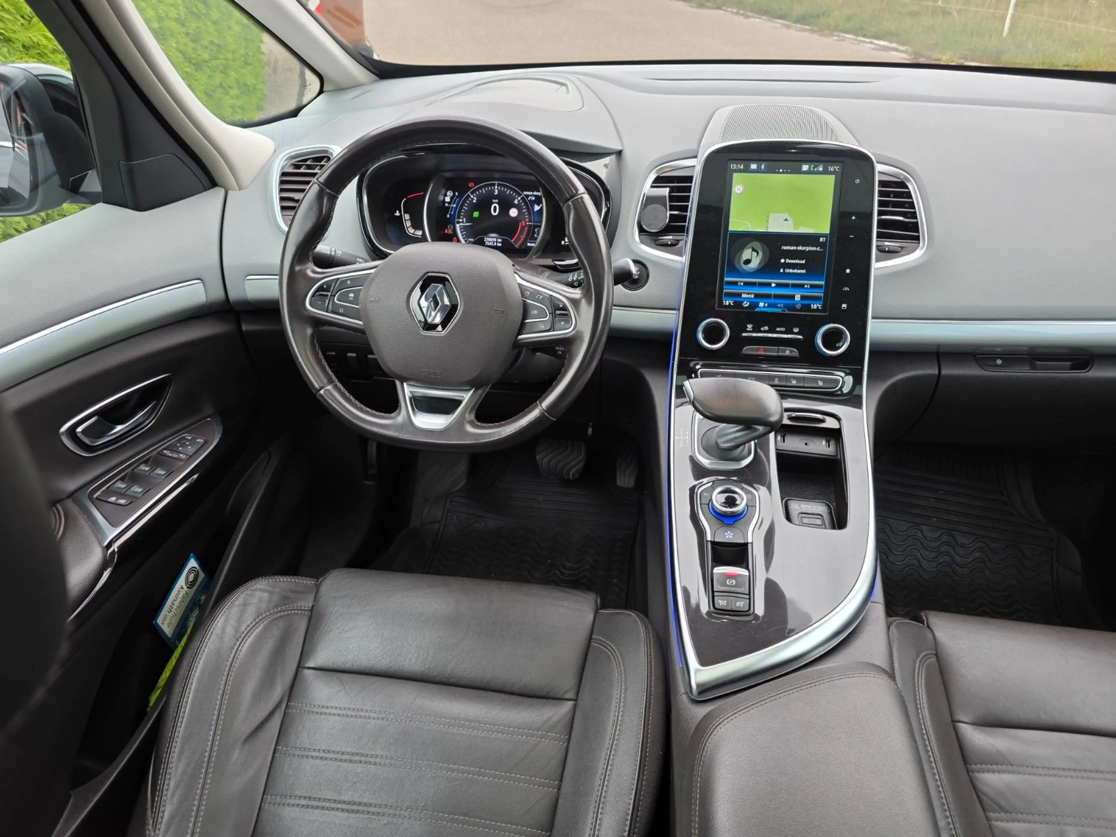 Renault Espace V Intens 2.0d — photo 3