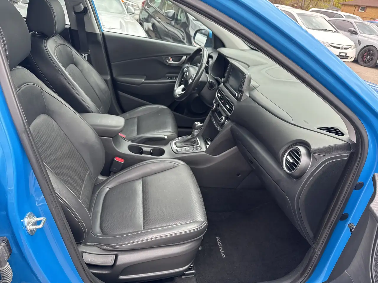 Hyundai KONA снимка Hyundai KONA