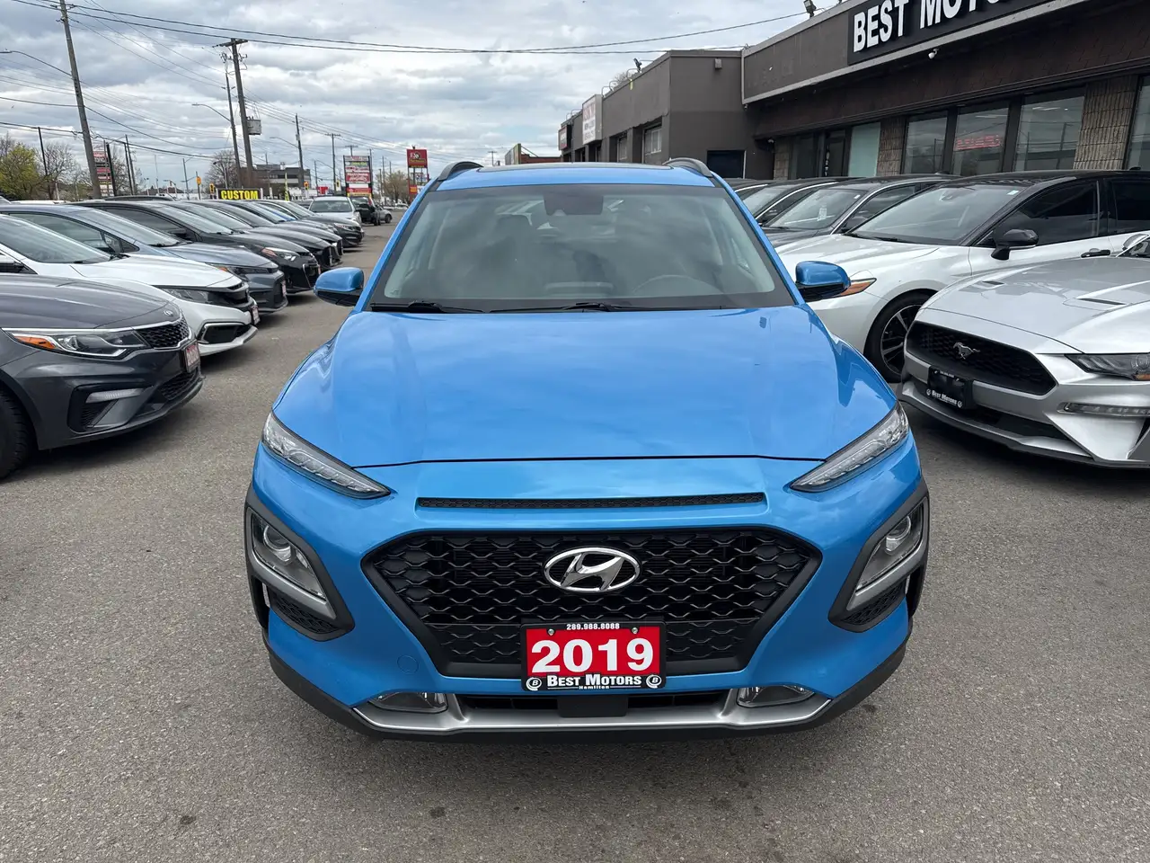 Hyundai KONA снимка Hyundai KONA