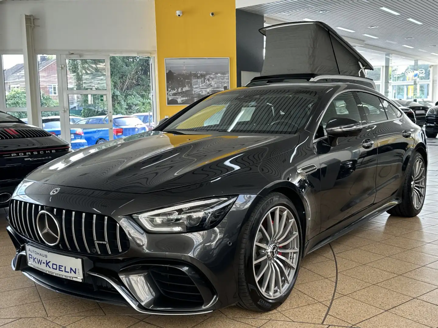 Mercedes-Benz AMG GT 63 4Matic+ *HuD*DiSTR*360°*KEY GO*ESSD* Grau - 1
