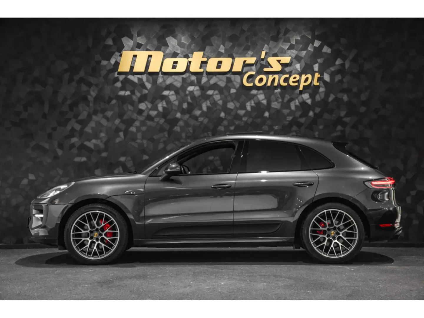 Porsche Macan GTS Gris - 2