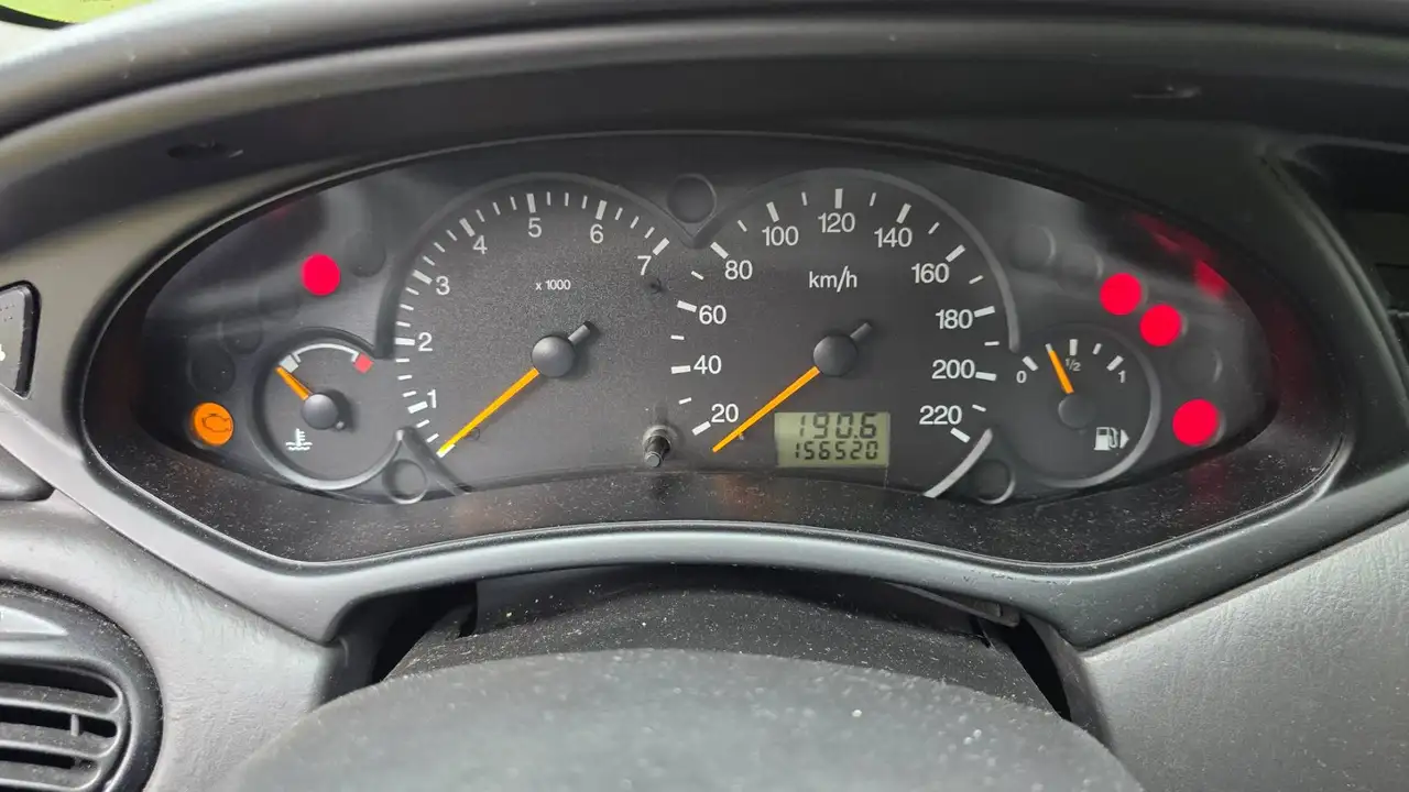Ford Focus Ghia - 1.6L, foto 6