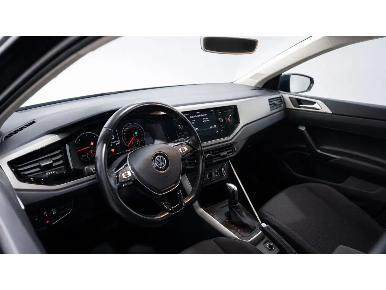 Volkswagen Polo Citadine 5 portes — photo 12