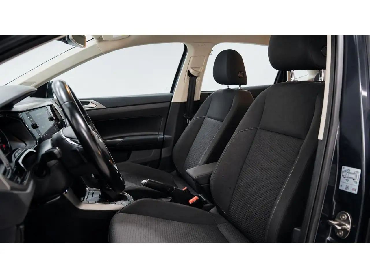 Volkswagen Polo Citadine 5 portes — photo 9