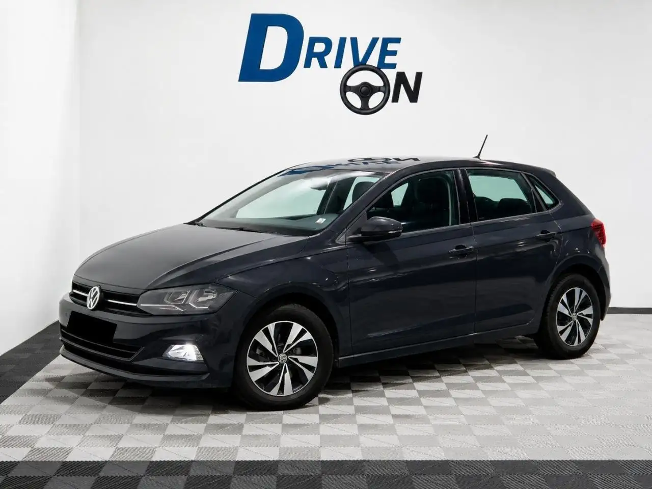 Volkswagen Polo Citadine 5 portes — photo 5