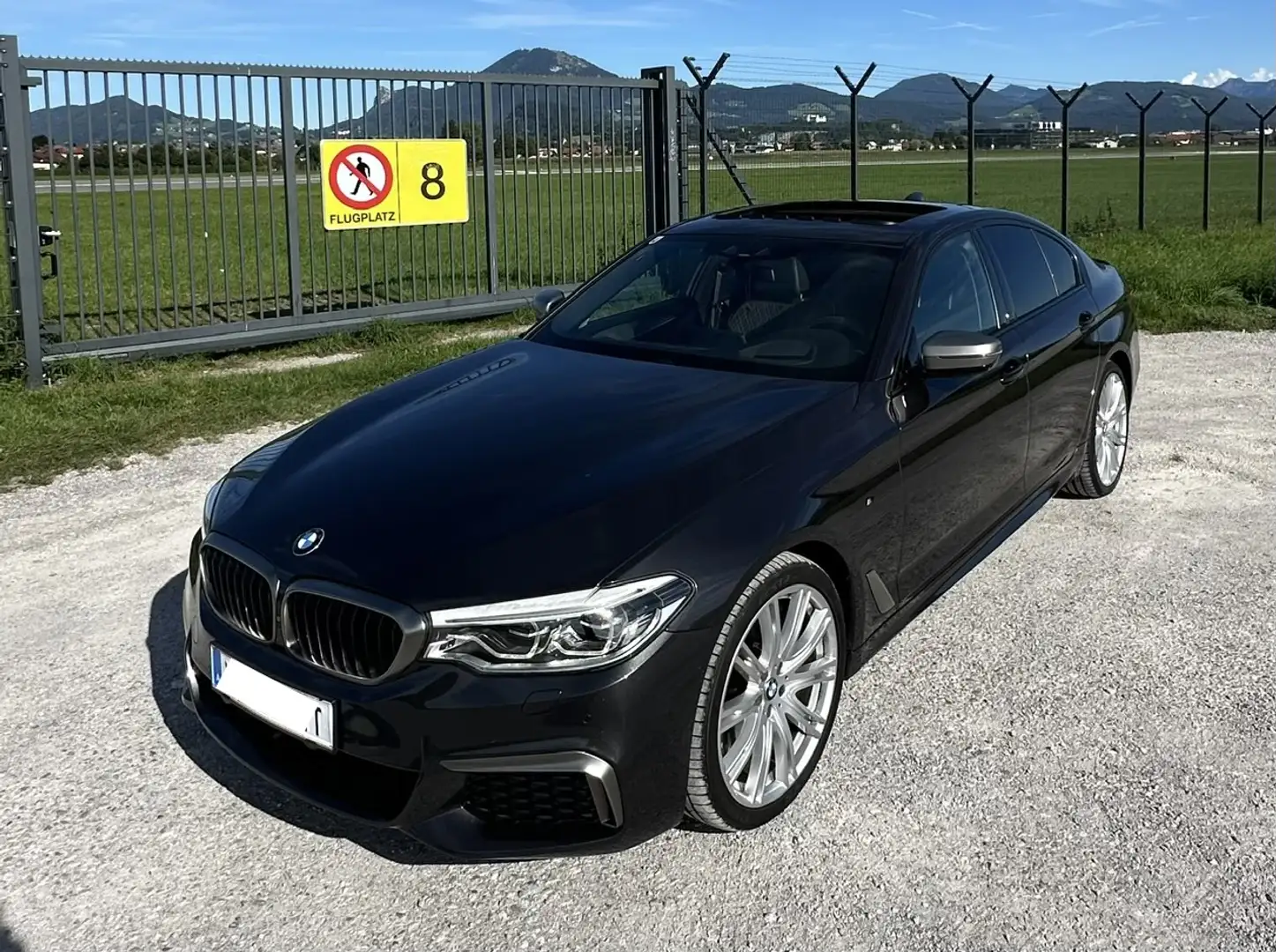 BMW 540 540i xDrive Aut. Grau - 1