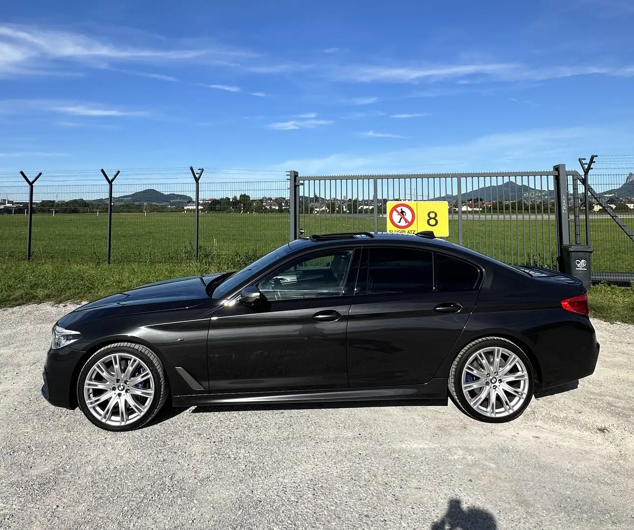 BMW 540 540i xDrive Aut. Grau - 2