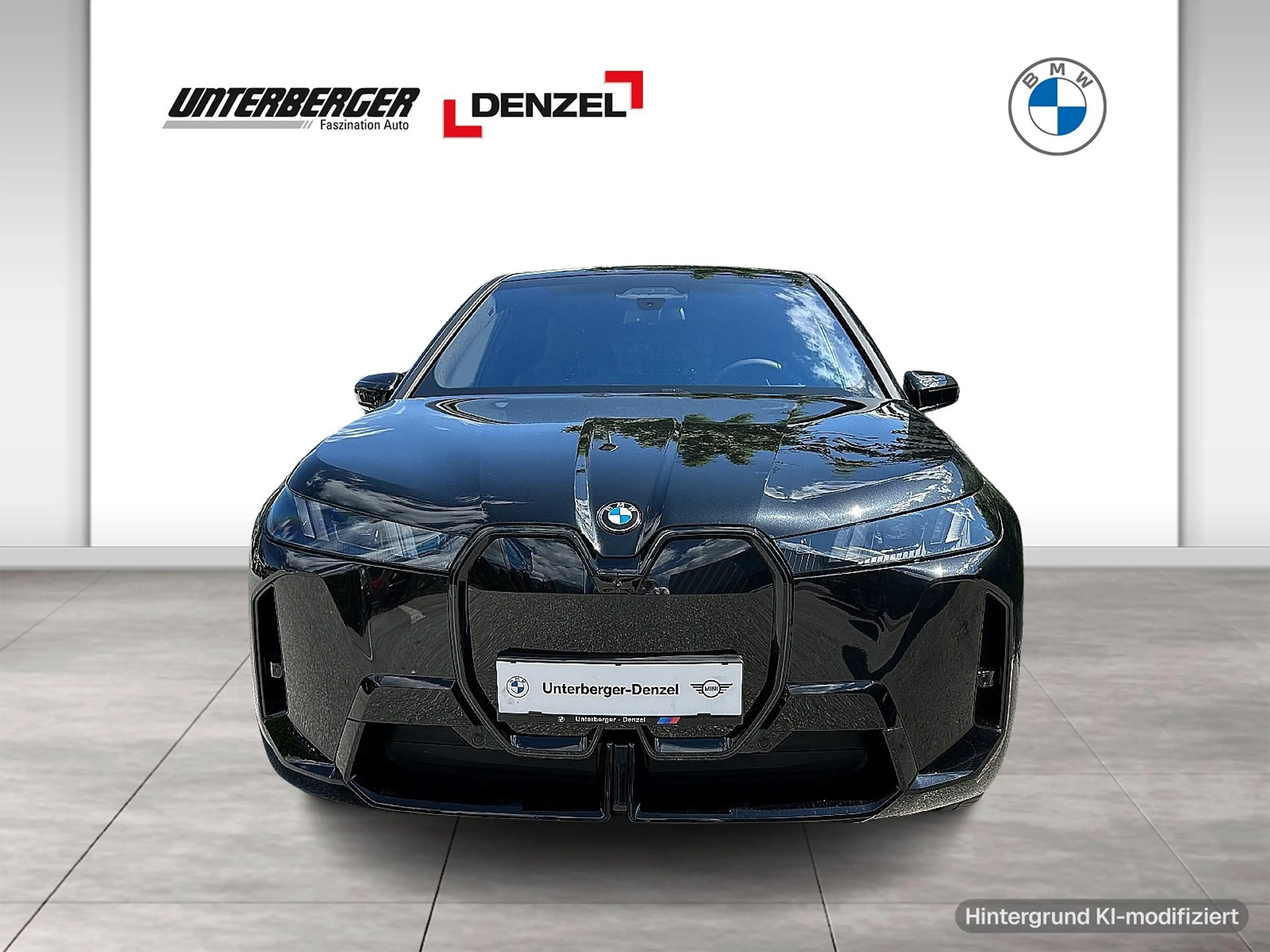 BMW iX xDrive45 (i20) M Sportpaket HK HiFi DAB LED — photo 2