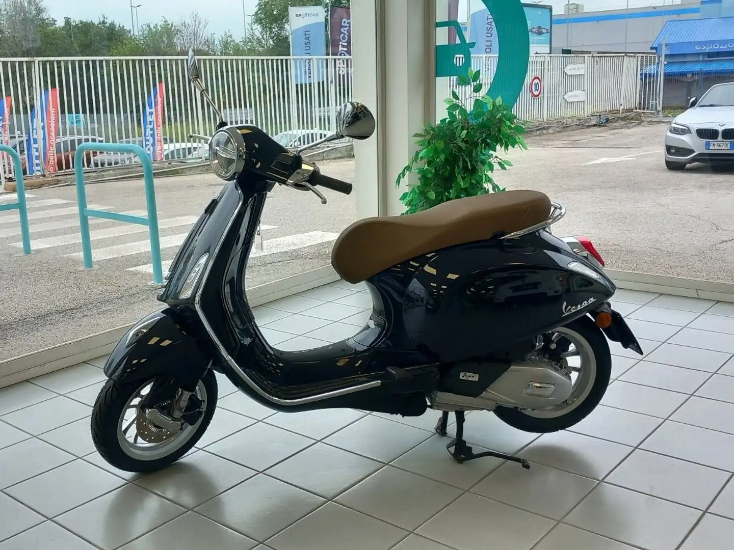 Piaggio Primavera vespa 125 primavera Negro - 2