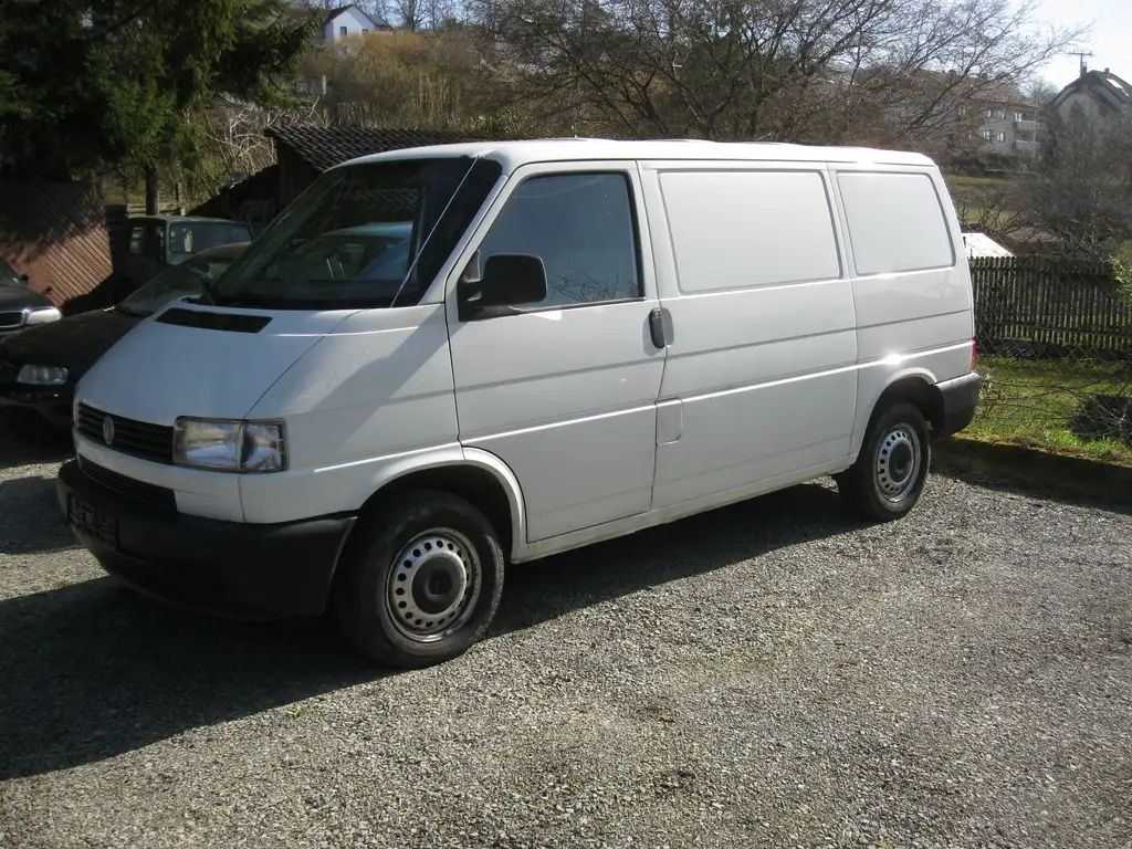 Volkswagen T4 2002 из Европы — купить под ключ