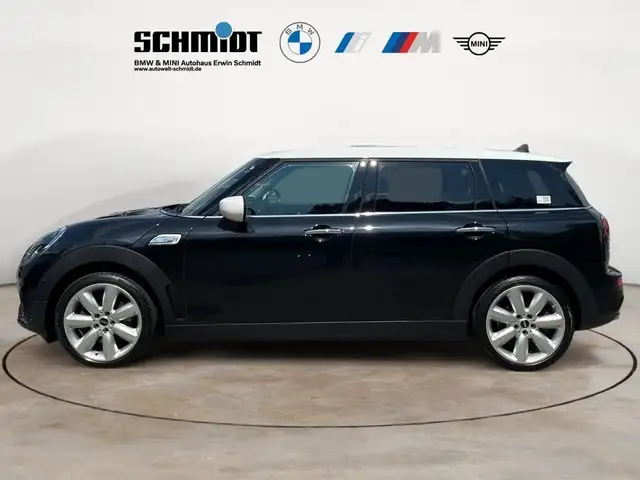 Mini Clubman view 3