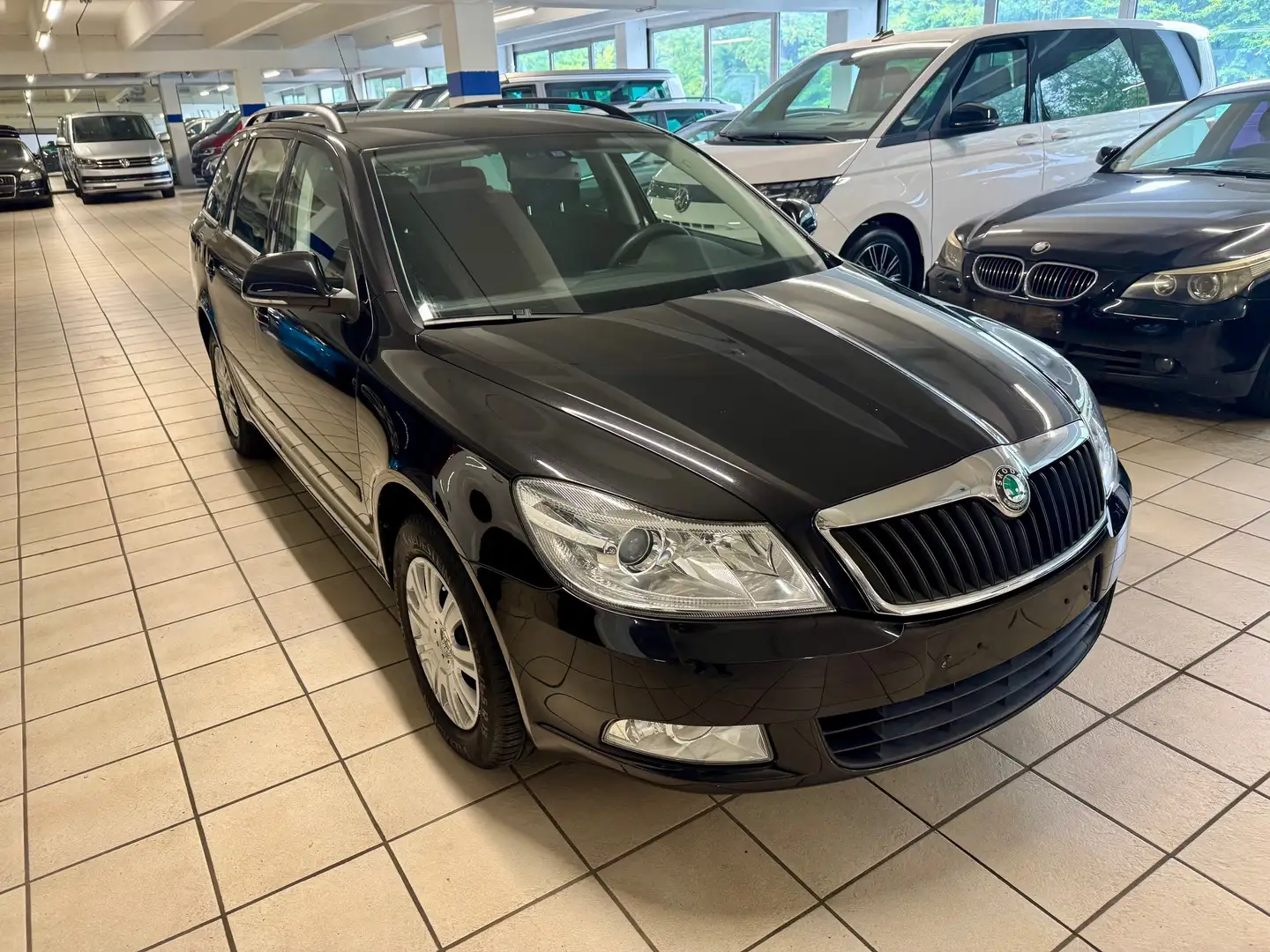 Skoda Octavia 1.4 TSI Ambiente Noir - 1