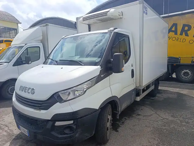Iveco Daily 2.3 e6 AUTOMATICO 6 bancali frcx