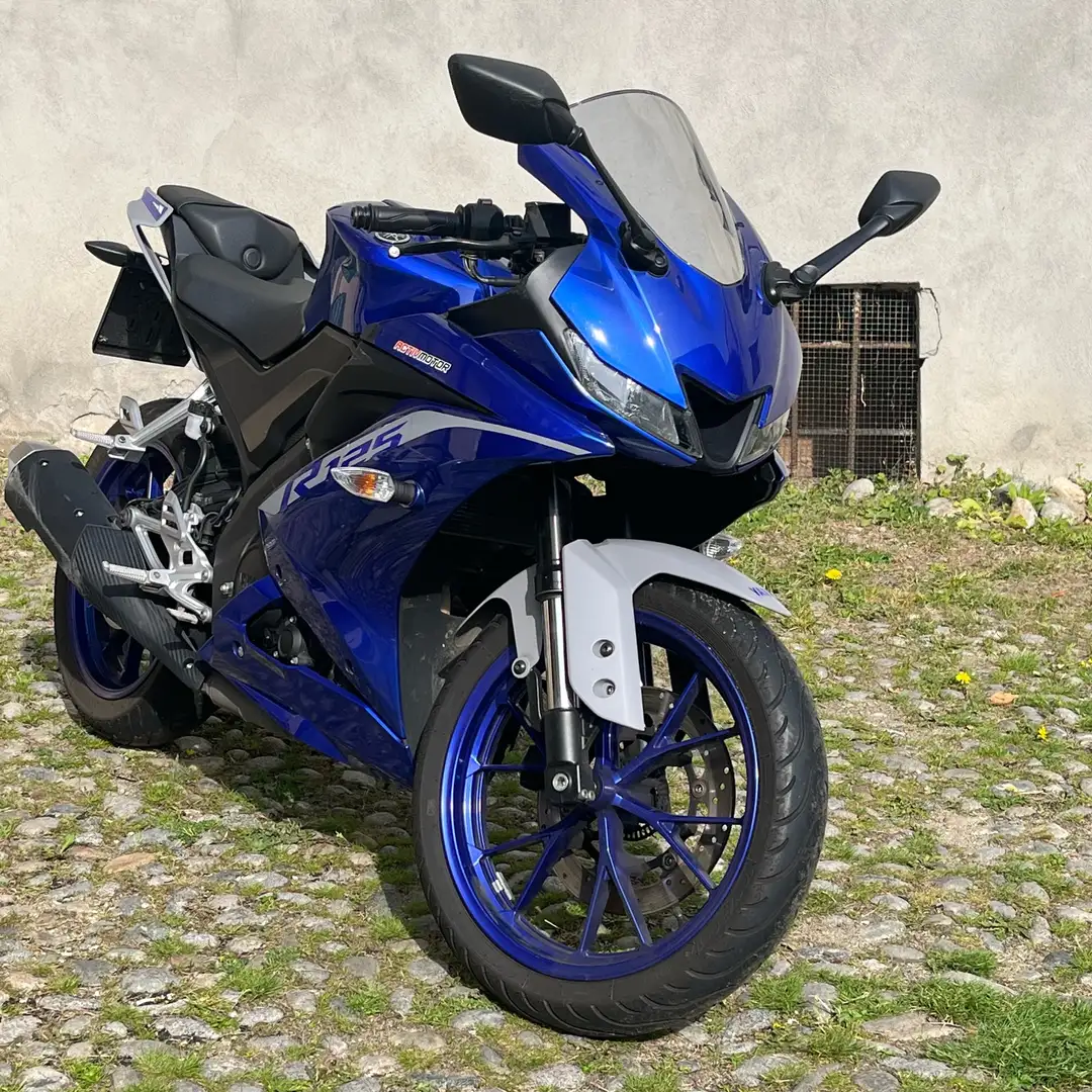 Yamaha YZF-R125 - 1