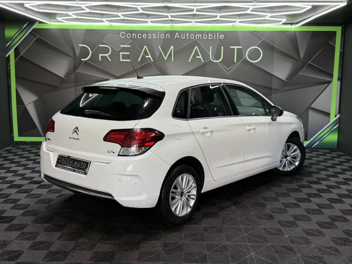 Citroen C4 BLUEHDI 120CH MILLENIUM BUSINESS S\u0026S Blanc - 2