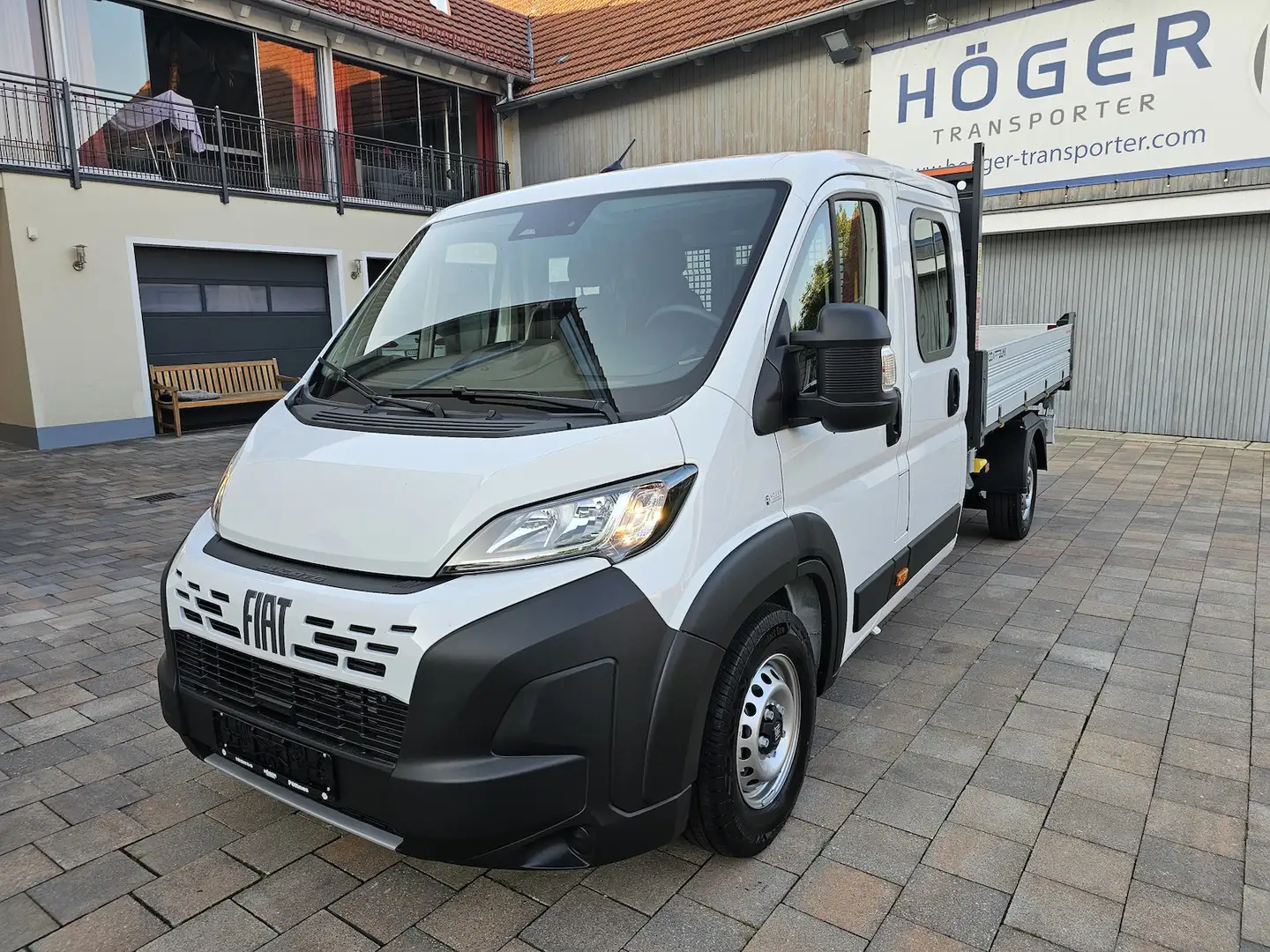 Fiat Ducato MAXI Serie 10 2025 DOKA 3-Seitenkiipper Weiß - 2