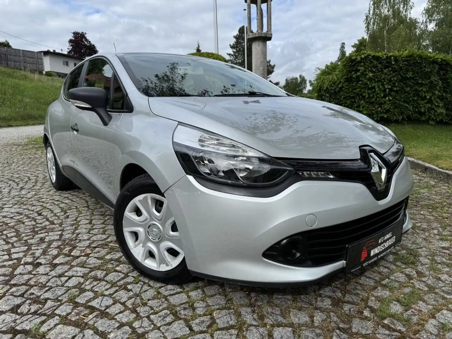 Renault Clio Tonic KLIMA TEMPOMAT  4-ZYLINDER Gris - 1