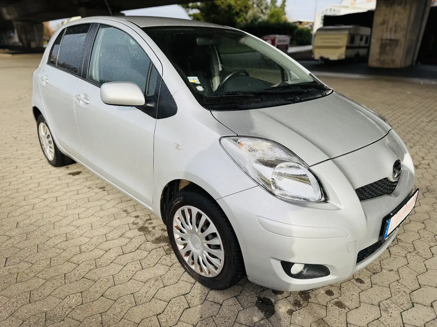 Daihatsu Charade 1.3 | 68.000km | Klimaautomatik | 100 PS | 5 T Silber - 2