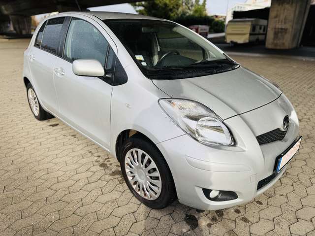 Daihatsu Charade 1.3 | 68.000km | Klimaautomatik | 100 PS | 5 T