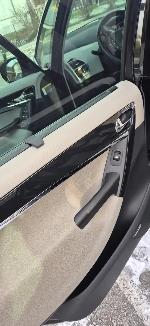 Citroen Grand C4 Picasso Grand C4 Picasso 2,0 HDi FAP Exclusive Exclusive Schwarz - 2