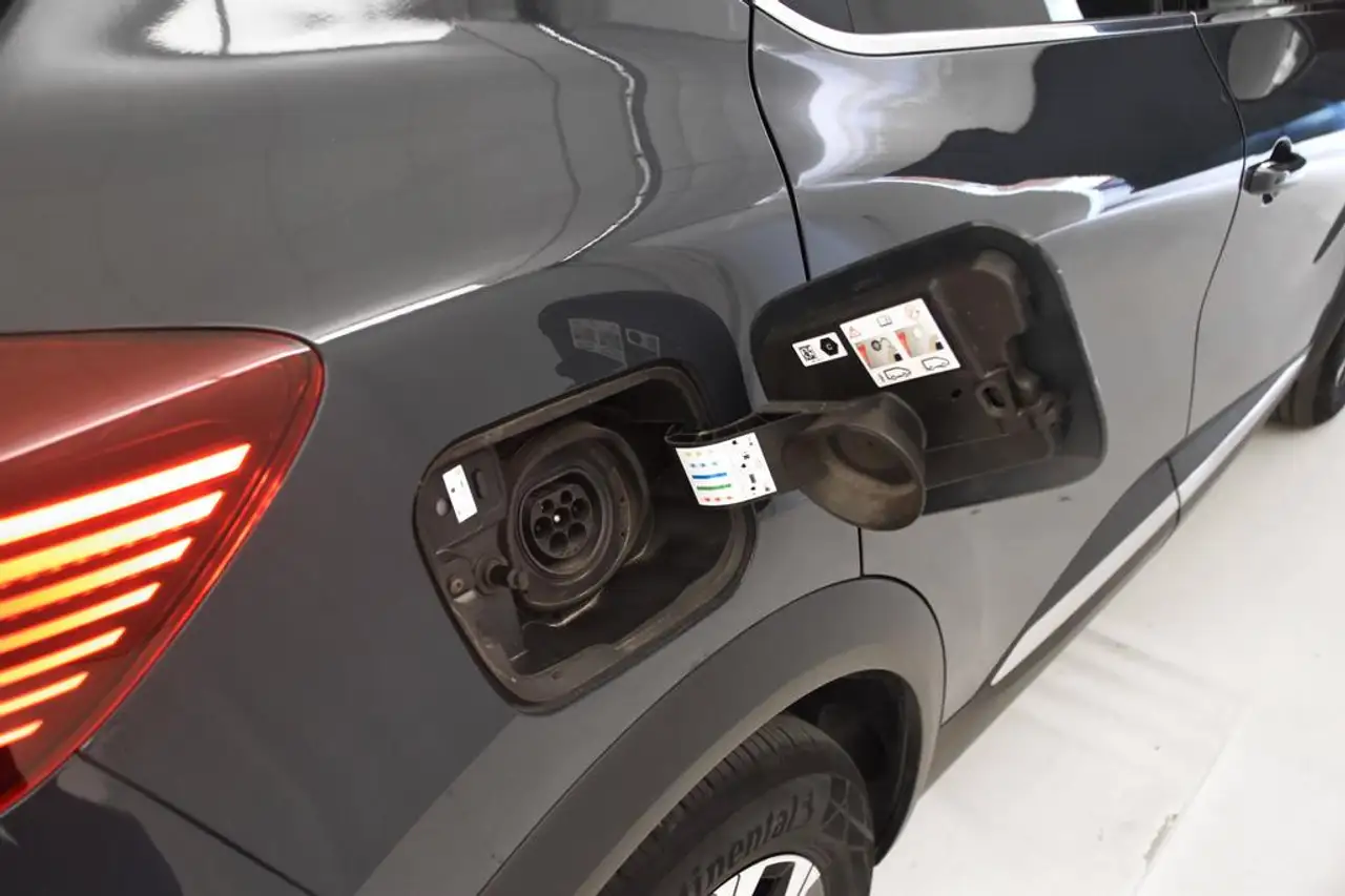 Renault Captur 1.6 phev Techno E-Tech 160cv auto, миниатюра 19