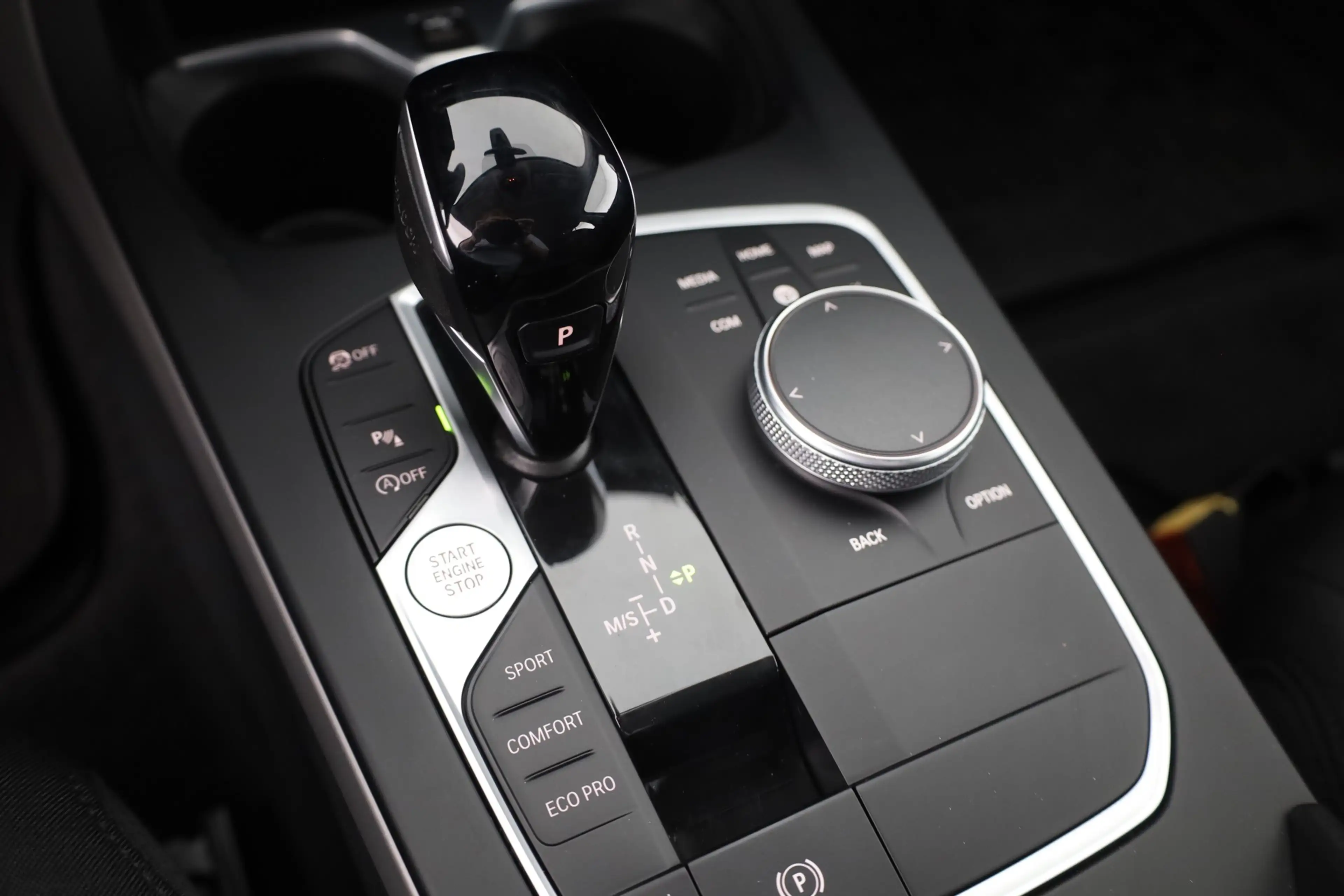 BMW 118 118i Advantage Aut. LED Navi Sitzheizung — photo 14