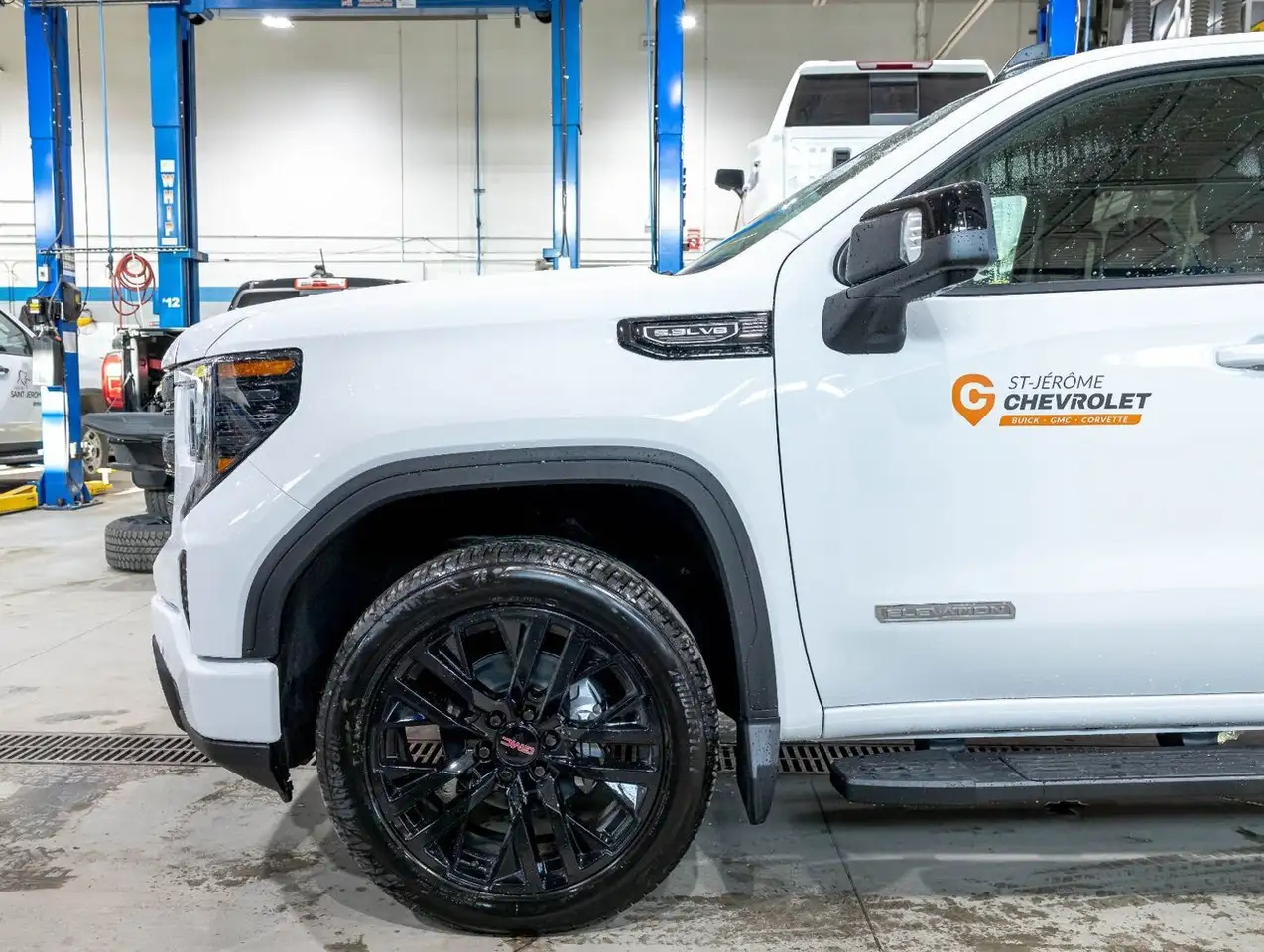 GMC Sierra 1500 снимка GMC Sierra 1500