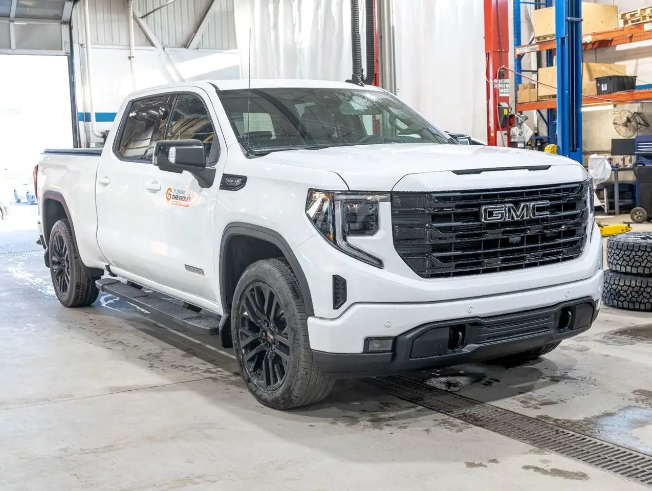 GMC Sierra 1500 снимка GMC Sierra 1500