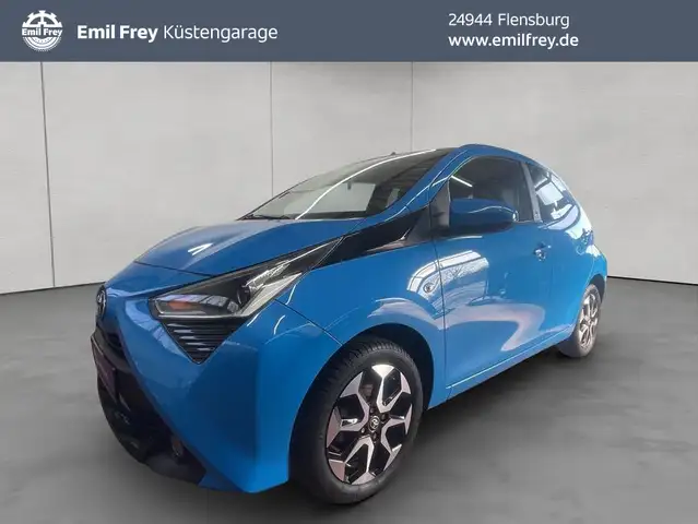 Toyota Aygo X X Team Deutschland Benzin MF Lenkrad/ Busi