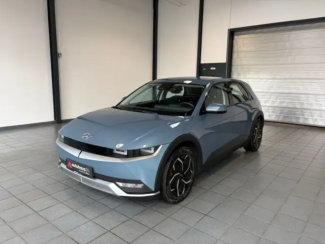 Hyundai IONIQ 5 view 3