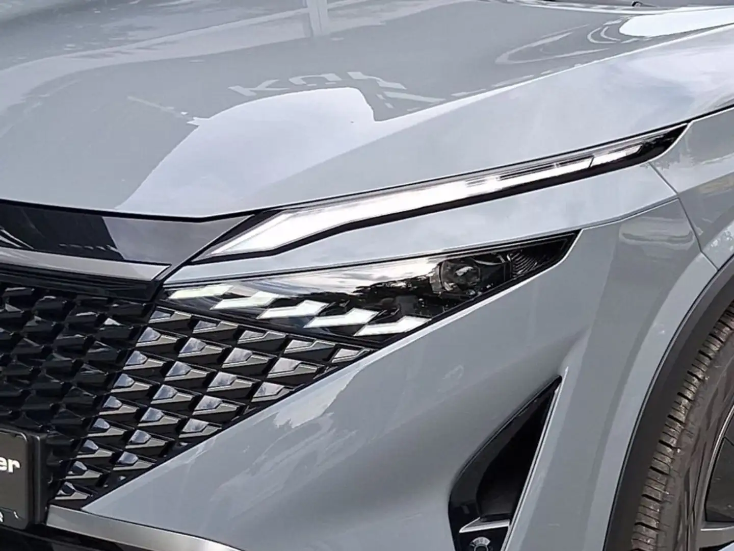 Nissan Qashqai 1.3 DIG-T MHEV Xtronic Tekna (J12) Gris - 2