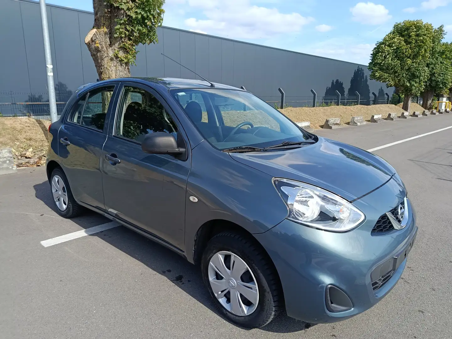 Nissan Micra 1.2i Acenta Gris - 2