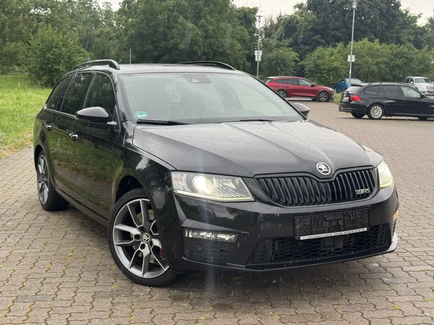 Skoda Octavia Combi RS 2.0 TDI DPF StandHZG AHK El. Panodach Nav - 1