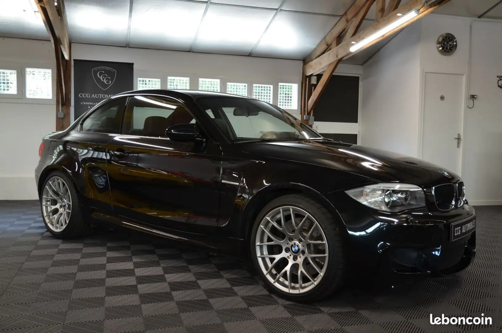 BMW M1 1M Zwart - 2