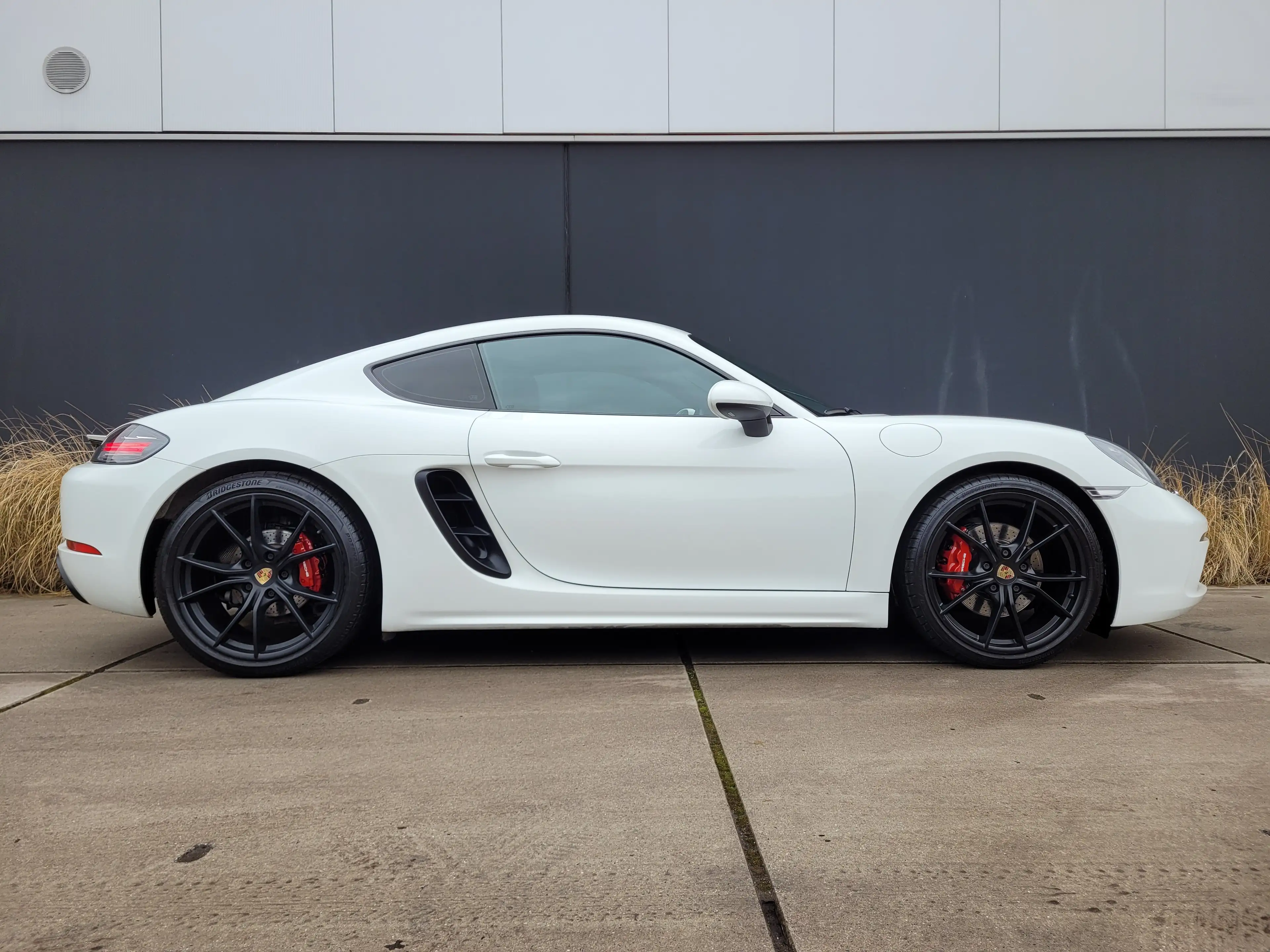 Porsche Cayman 718*PDK*LEDER*SPORTUITLAAT*20"ALU*CAMERA*NAVI* — photo 2