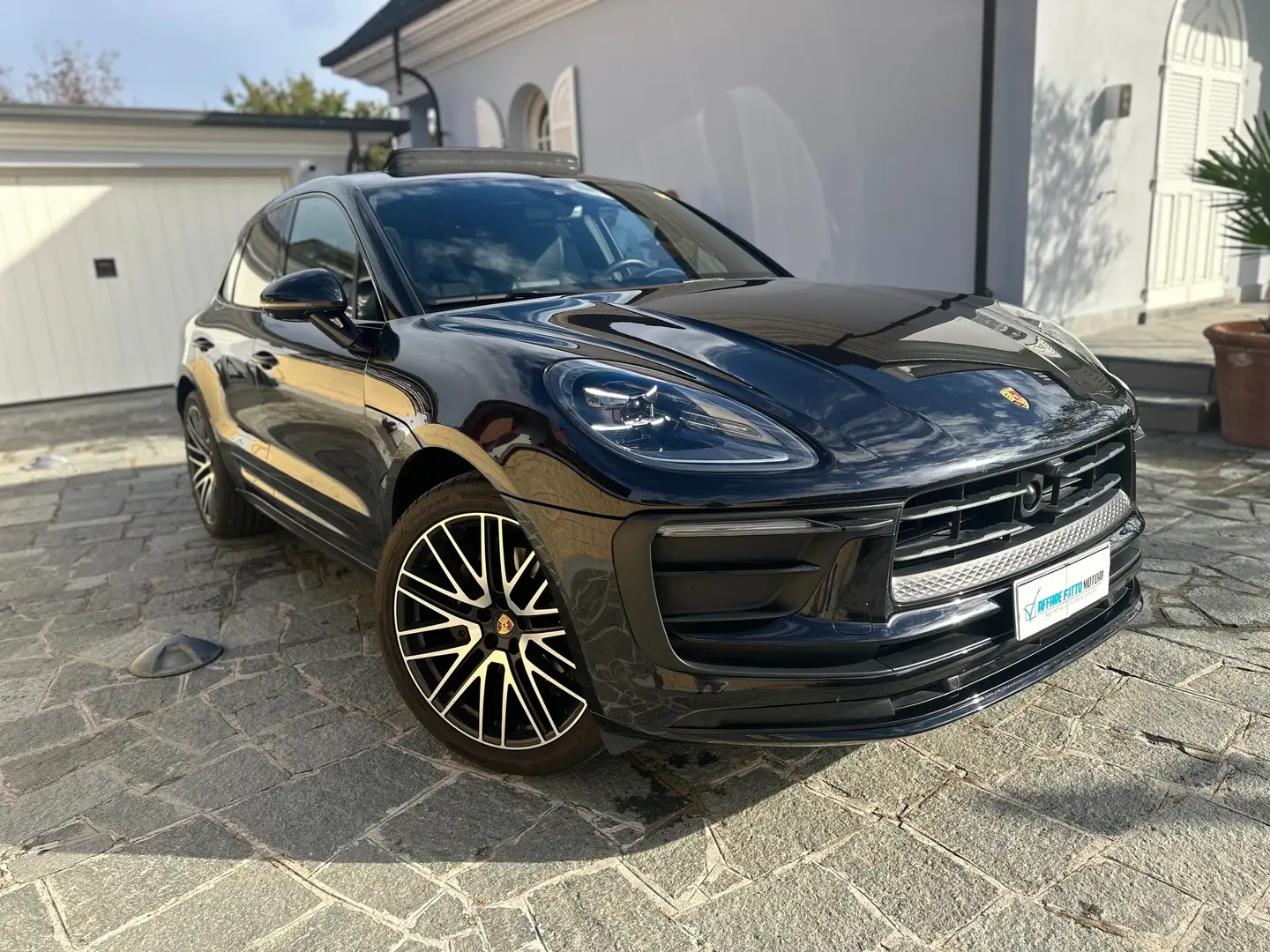 Porsche Macan 2.0 T 265cv pdk SOSPENSIONI PNEUMA TETTO 21 CHRONO Nero - 2