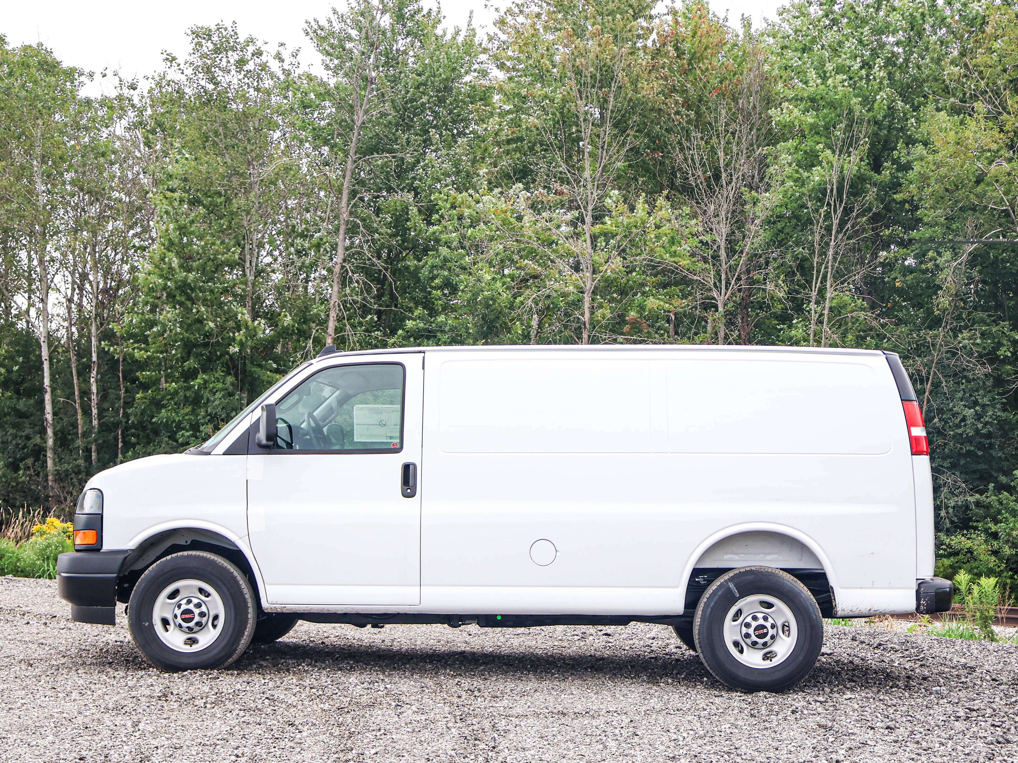 2025 GMC Savana 2500