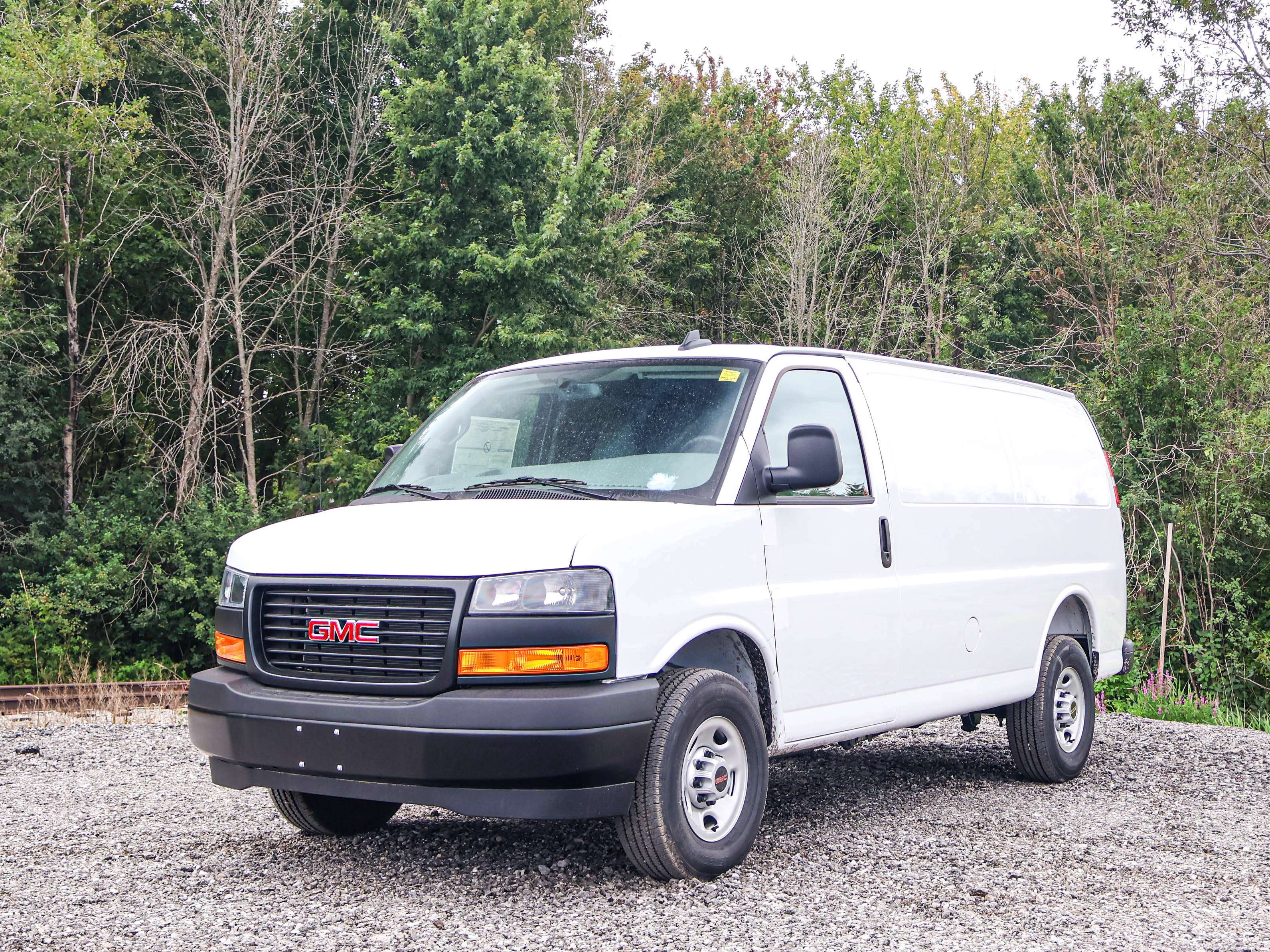 2025 GMC Savana 2500