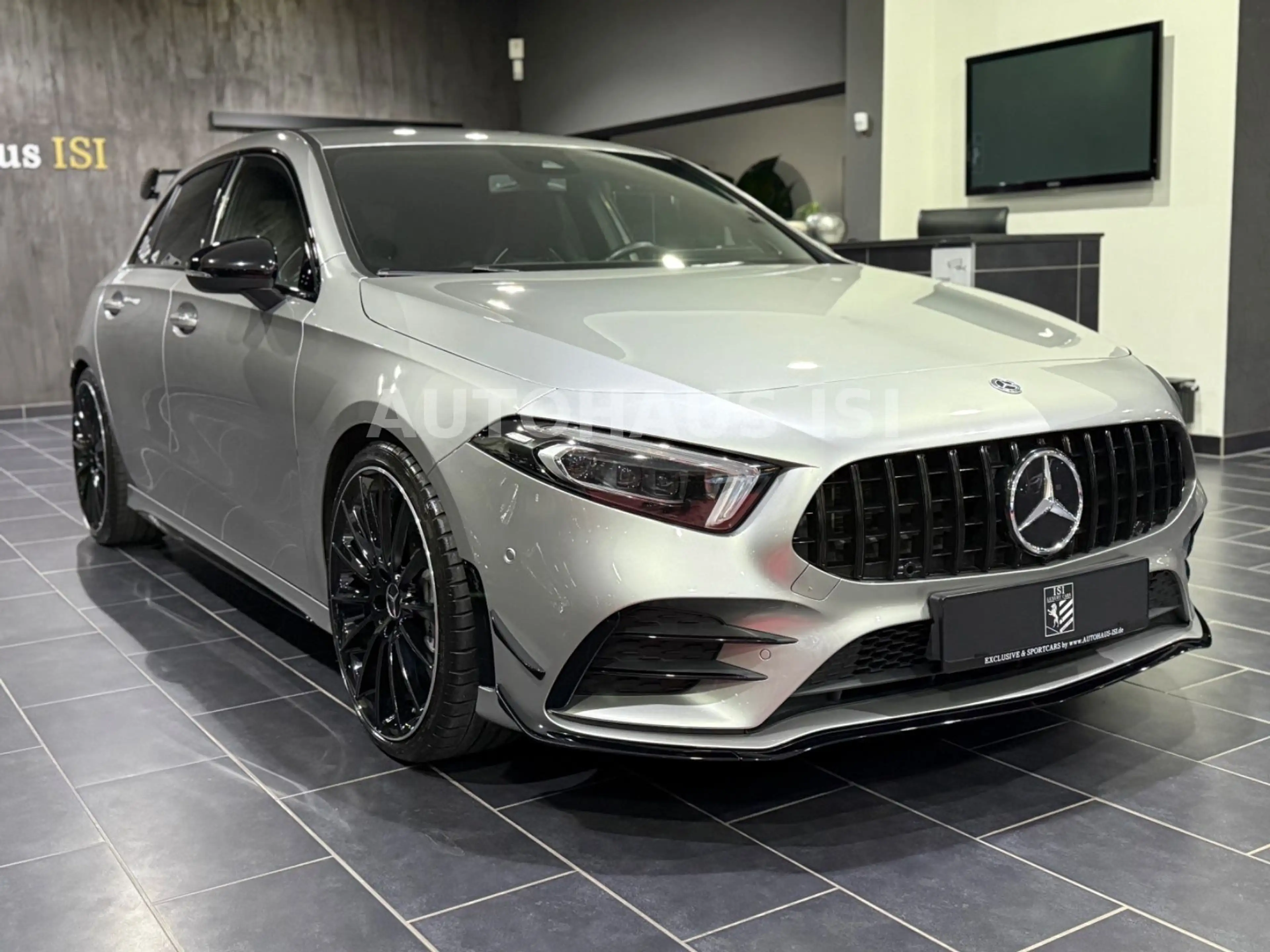 Mercedes-Benz A 35 AMG 4M EDITION 1, PERFORMANCE,A 45 OPTIK — photo 3