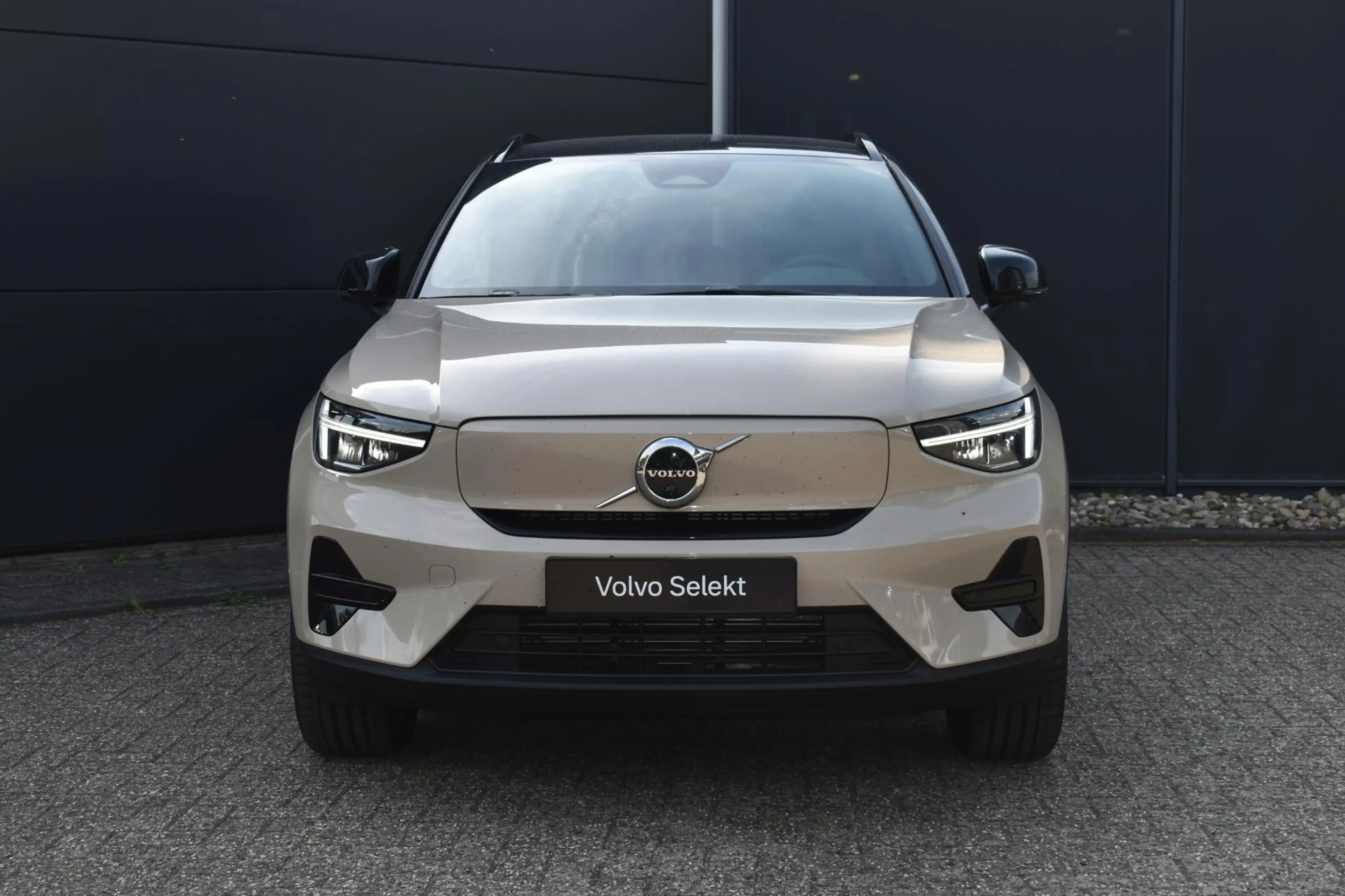 Volvo EX40 Single Motor Ext. Range Plus Europa 82 kWh | Harma — photo 5