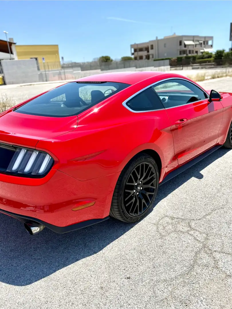 Ford Mustang Fastback 2.3 ecoboost 317cv auto - 1