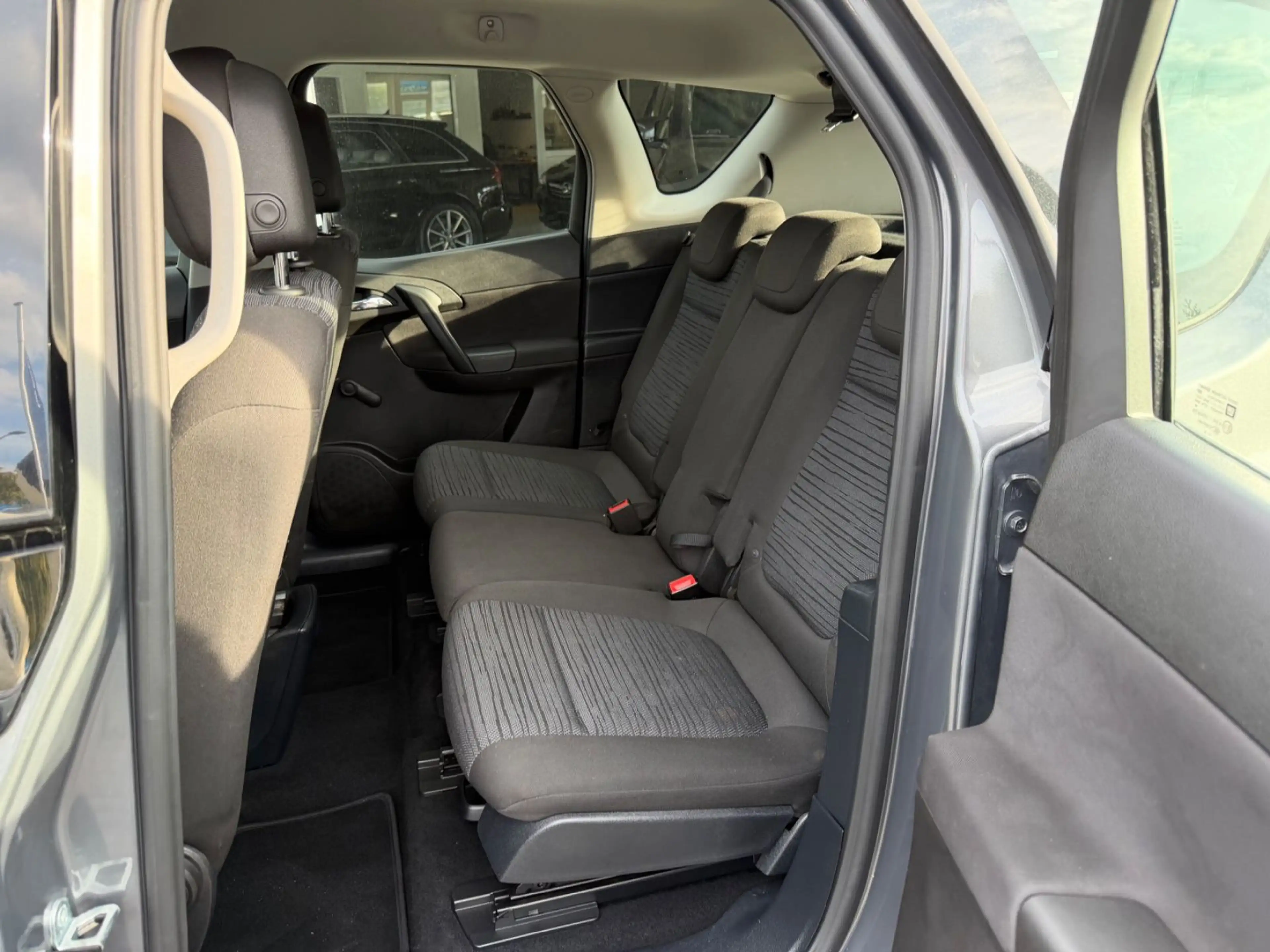 Opel Meriva B Style — photo 7