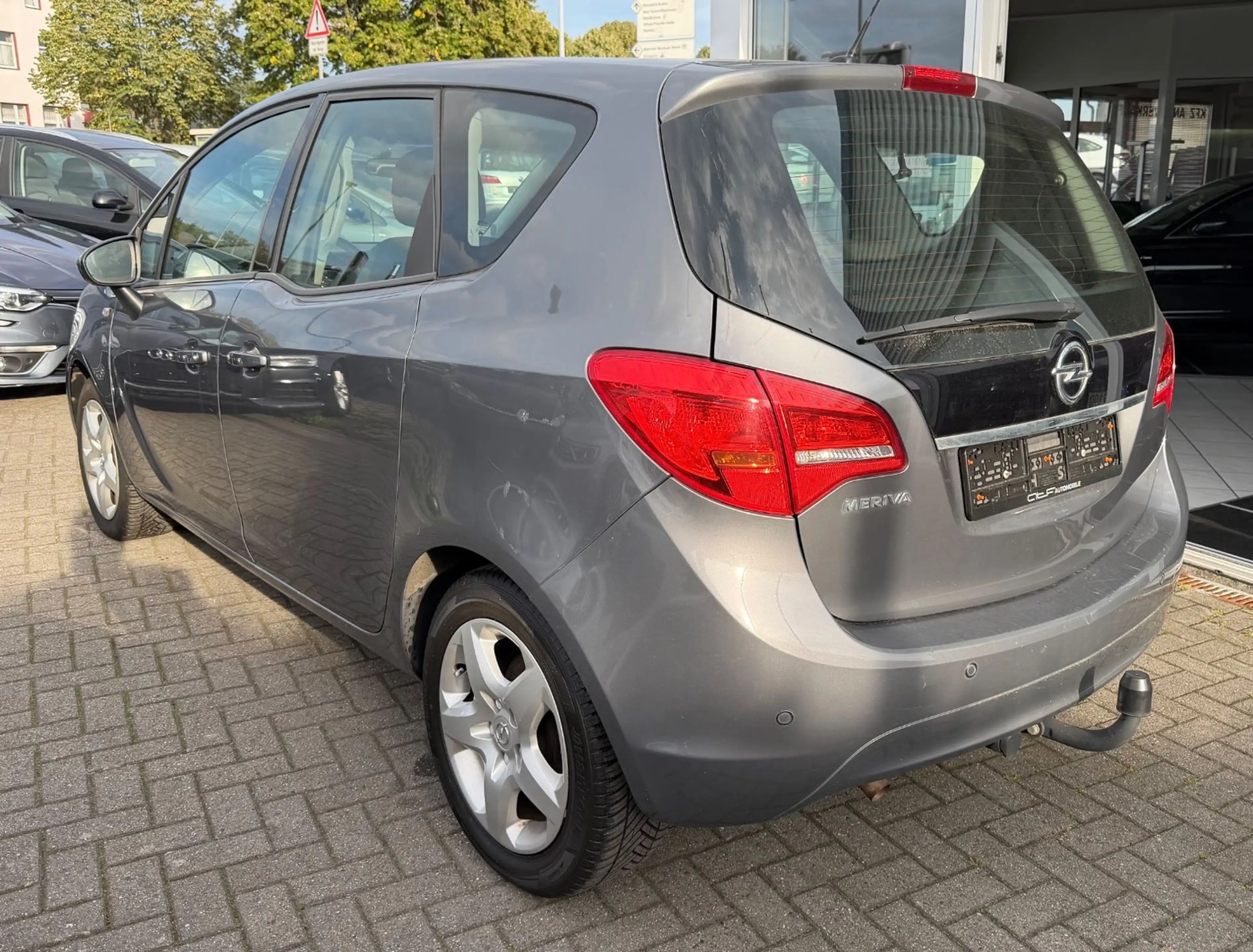 Opel Meriva B Style — photo 4