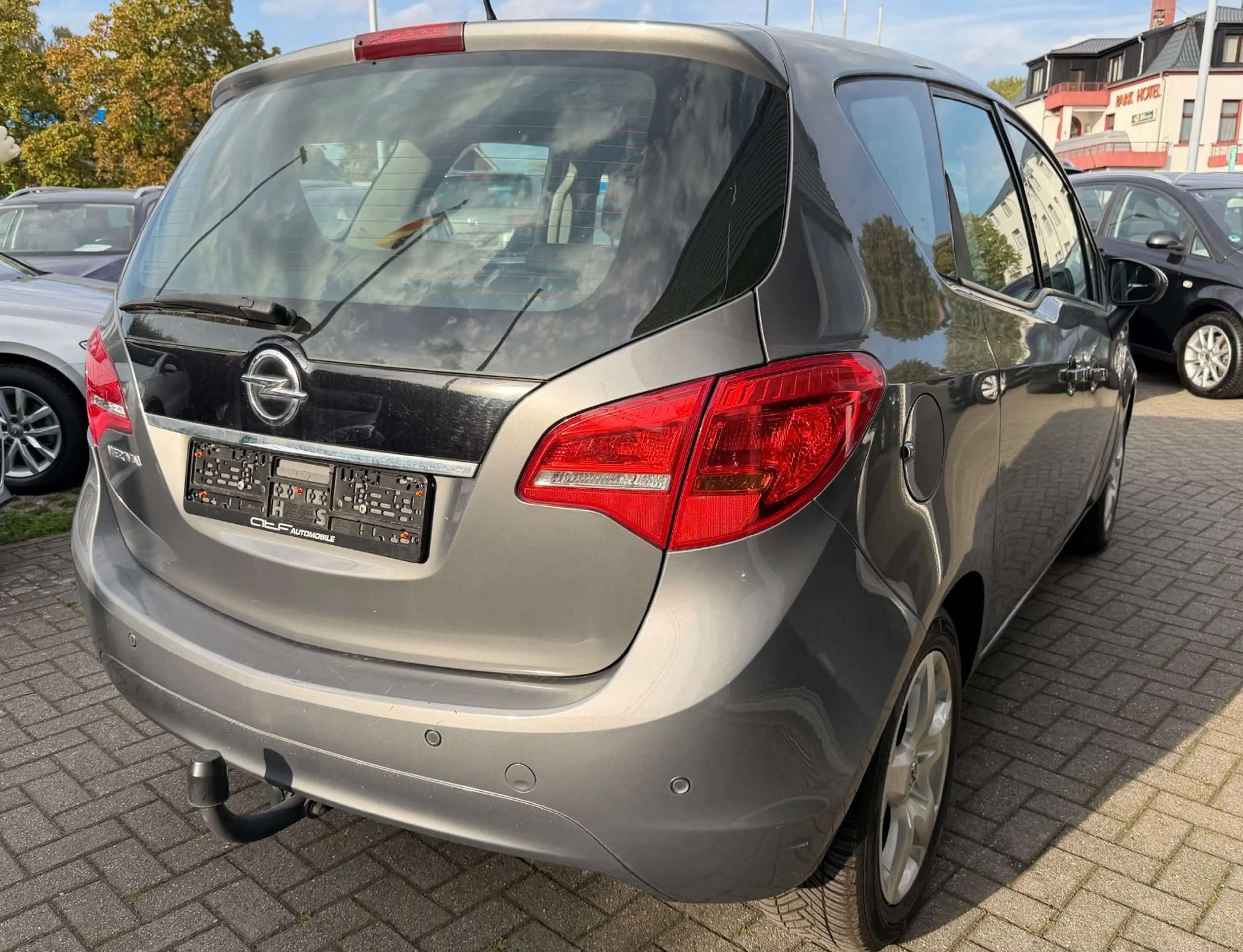 Opel Meriva B Style — photo 3