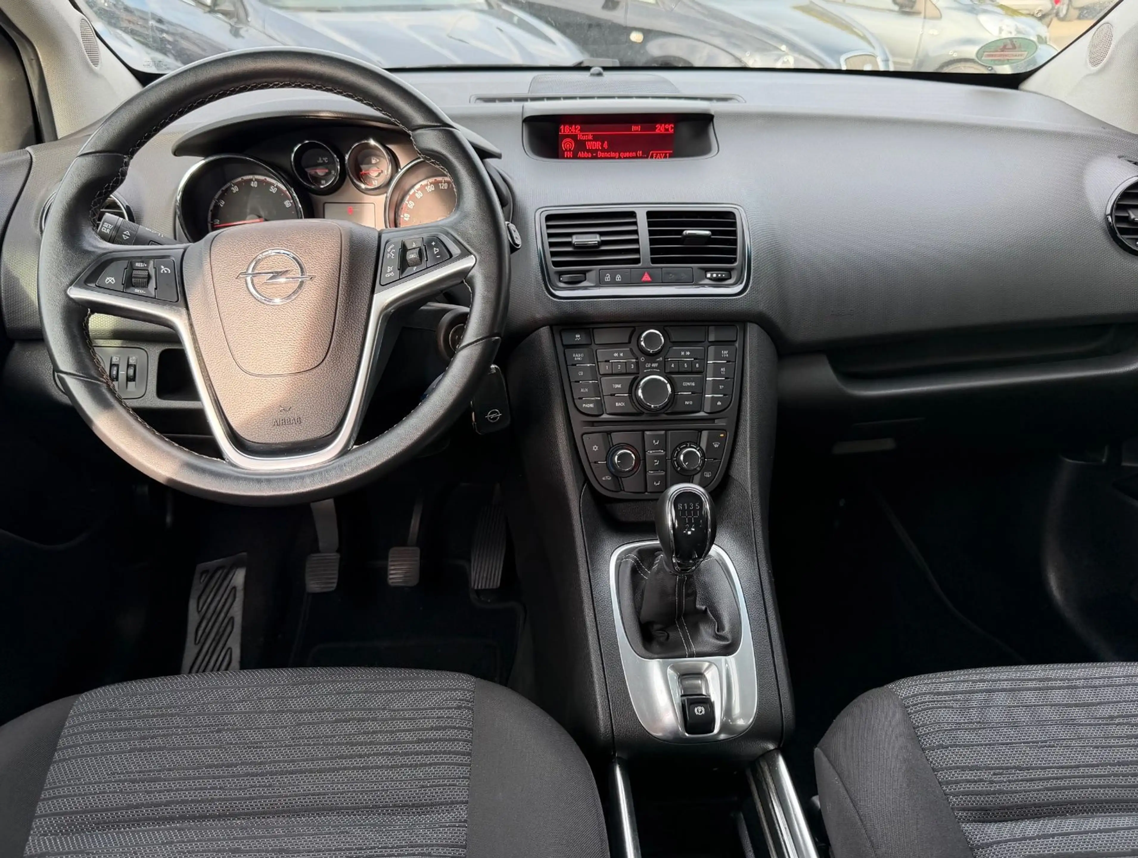 Opel Meriva B Style — photo 9