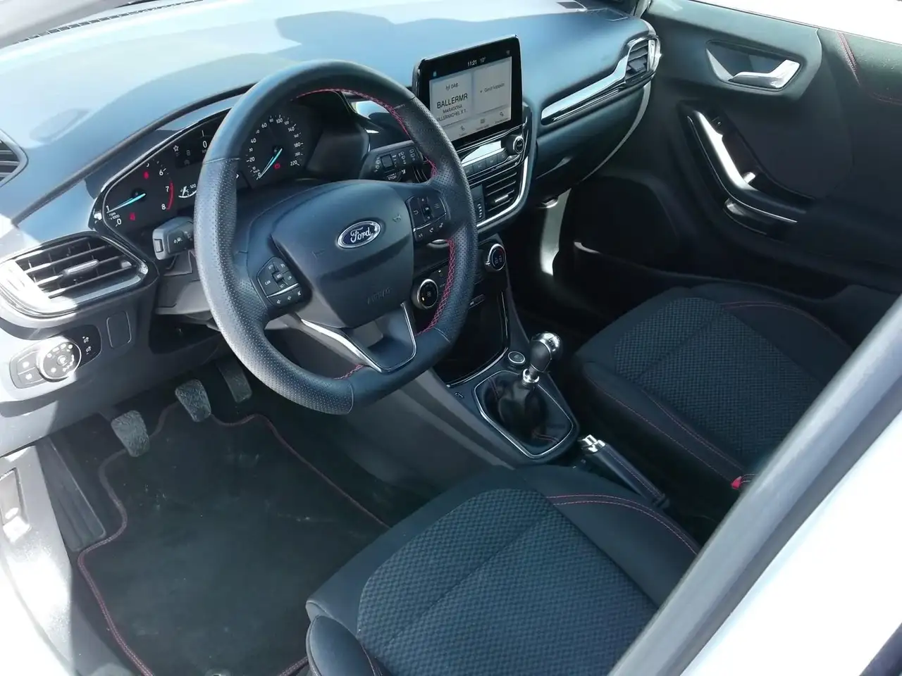 Ford Puma ST-Line Design 125 PS MHEV Winterpaket LED, миниатюра 10