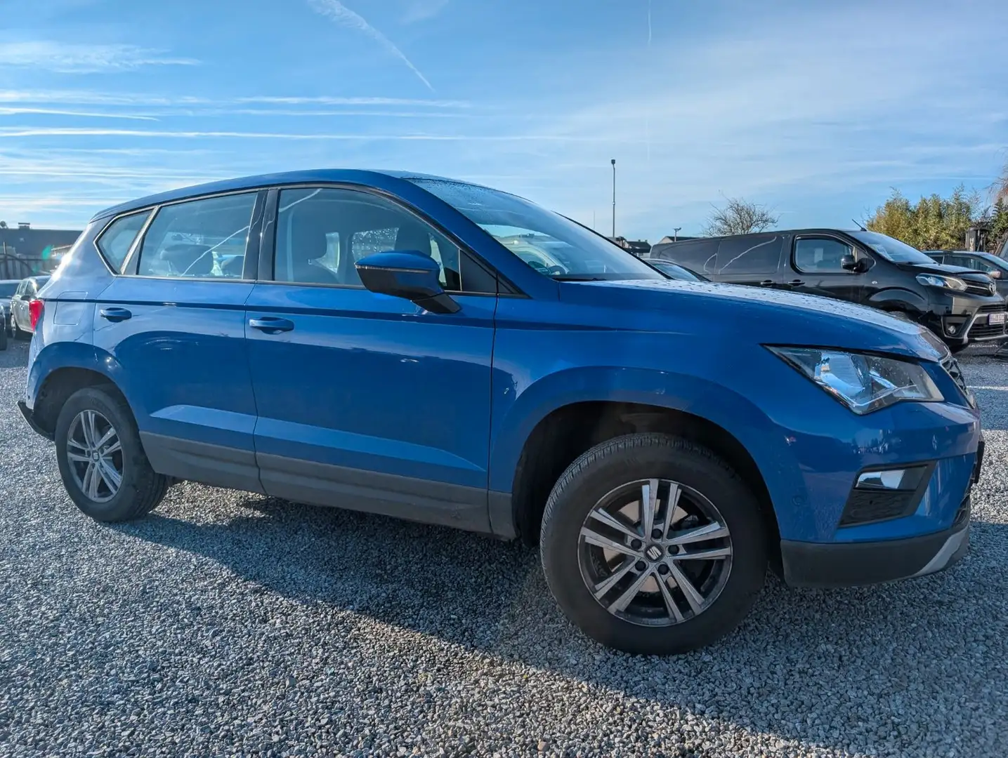 SEAT Ateca Style*TEMPOMAT*PDC V-H*SHZ*USB !! Bleu - 2