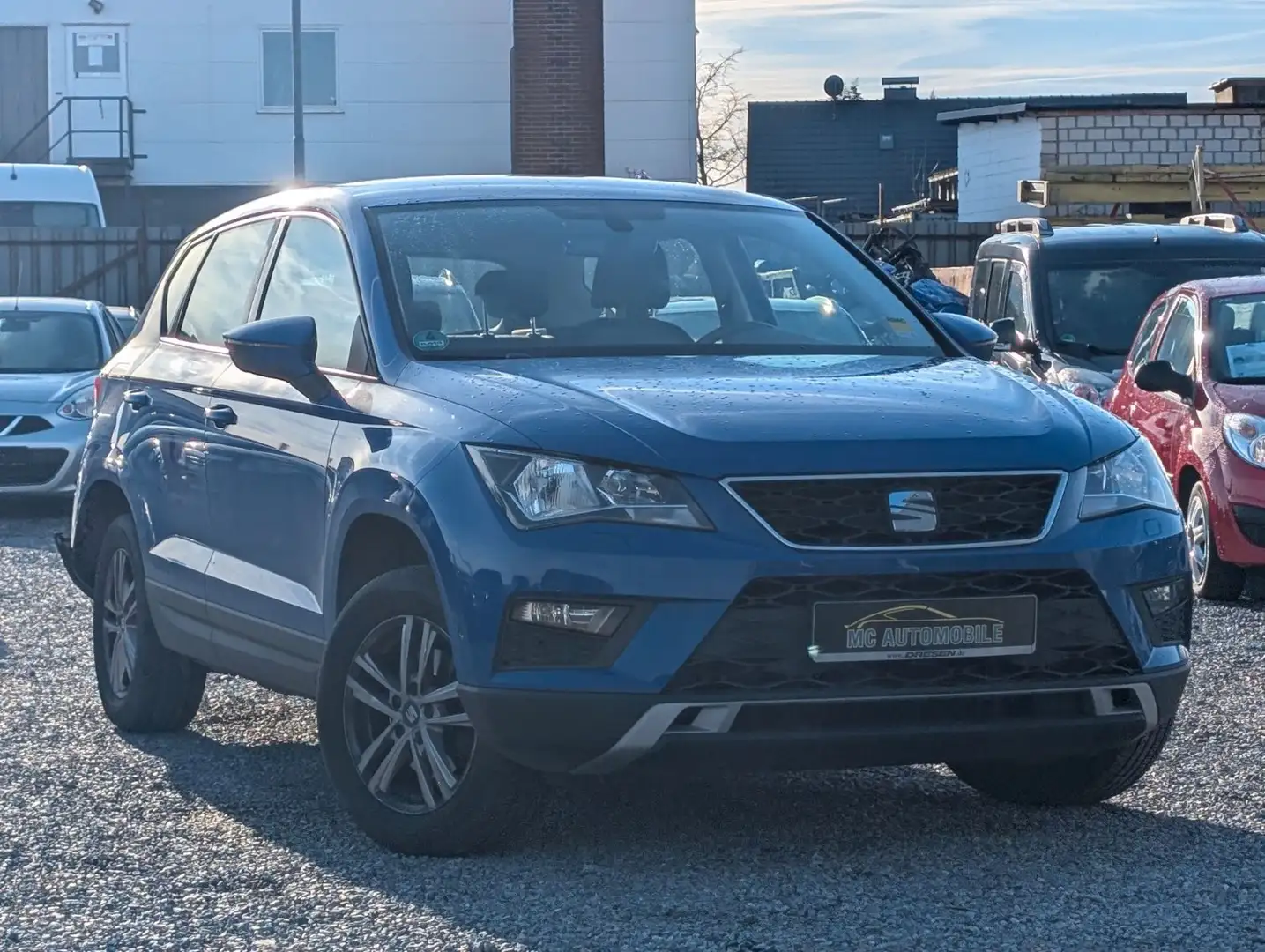 SEAT Ateca Style*TEMPOMAT*PDC V-H*SHZ*USB !! Bleu - 1